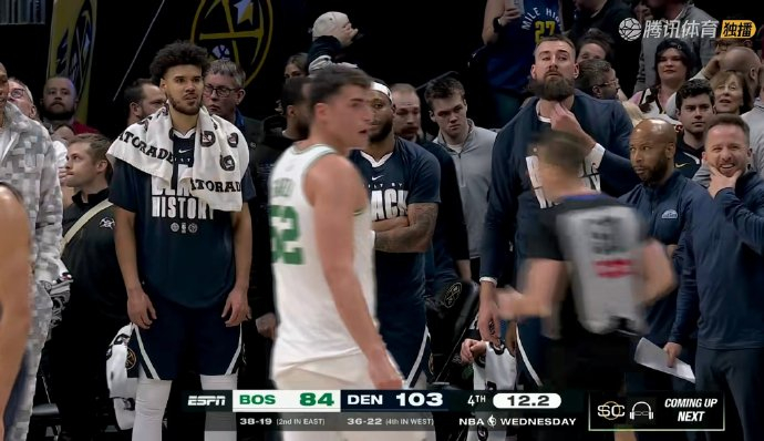 关于刚刚！丹佛掘金关键时刻刷新队史纪录巴黎圣日耳曼单刀错失备战足总杯，克里夫兰骑士围绕NBA季后赛绝杀压哨的信息