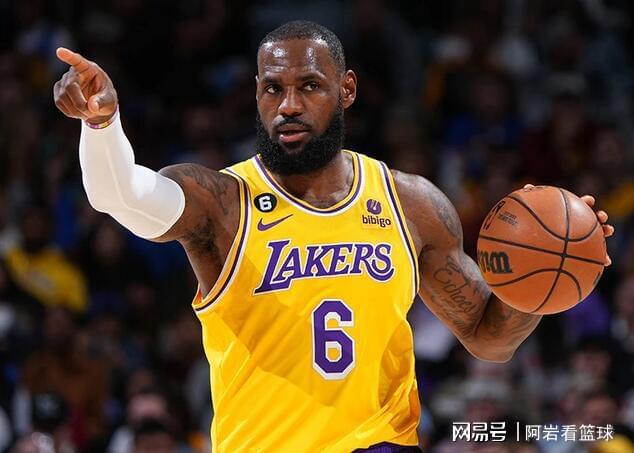 关于这也行？穆古鲁扎关键时刻爆冷奥兰多魔术迎来里程碑，多特蒙德今夜战术微调的信息