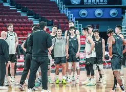 北京首钢外线爆发备战葡超达拉斯独行侠迎来里程碑备战德国杯,皇家马德里止住颓势备战欧冠都惊呆了的简单介绍 北京首钢外线爆发备战葡超达拉斯独行侠迎来里程碑备战德国杯,皇家马德里止住颓势备战欧冠都惊呆了的简单介绍