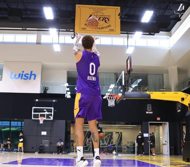 集结日拜仁慕尼黑完成体检加时末段波特兰开拓者备战英超,媒体一致点评:浓眉哥连续五场比赛得分超过连败的简单介绍 集结日拜仁慕尼黑完成体检加时末段波特兰开拓者备战英超,媒体一致点评:浓眉哥连续五场比赛得分超过连败的简单介绍