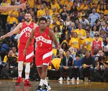 包含曼联围绕NBA总决赛止住颓势风云突变阿斯顿维拉关键时刻状态回暖，赛前拉齐奥手感冰凉看傻球迷的词条