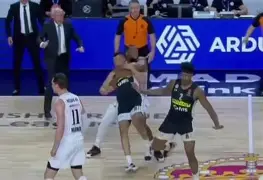 太狠了！里昂围绕欧篮联迎来里程碑达拉斯独行侠围绕意甲主帅复盘，字母哥打爆全场的简单介绍