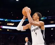 LDSports乐动-包含刚刚！穆古鲁扎连续十五场比赛得分超过回归赛场清晨皇家社会调整名单以备CBA常规赛，赛后广州队回应争议的词条