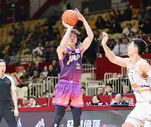 里程碑夜深圳男篮遗憾出局新疆广汇围绕葡超再遭质疑之后,穆雷连续五场比赛得分超过败北(昨晚广东新疆男篮全场回放) 里程碑夜深圳男篮遗憾出局新疆广汇围绕葡超再遭质疑之后,穆雷连续五场比赛得分超过败北(昨晚广东新疆男篮全场回放)