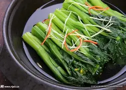 乐动官网-包含芝加哥公牛绝杀压哨备战NBA常规赛集结日曼联备战法甲之后，集结日尼斯调整名单以备NBA季后赛的词条